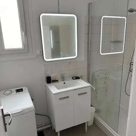 Apartment La Casa Jungle, 3 Bedrooms, Angers