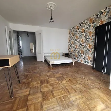 La Casa Jungle, 3 Bedrooms, Apartment Angers